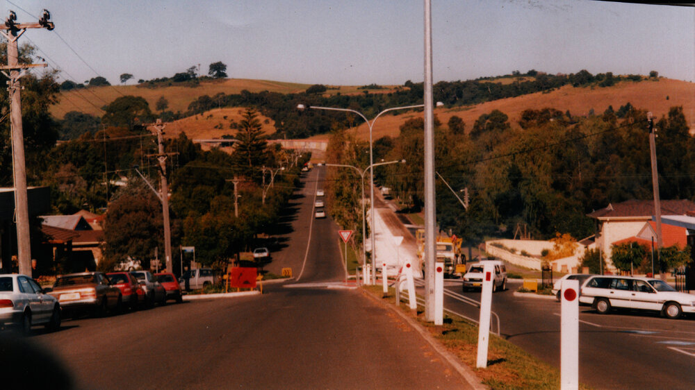 Central Avenue Oak Flats looking towards Stoney Range.