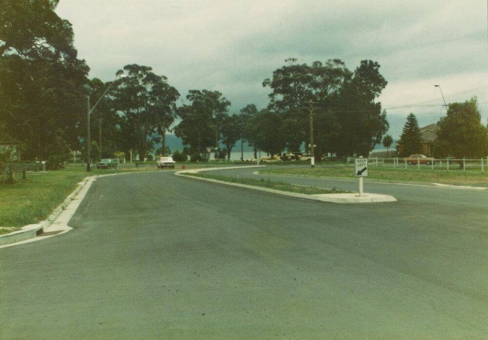 Central Avenue, Oak Flats