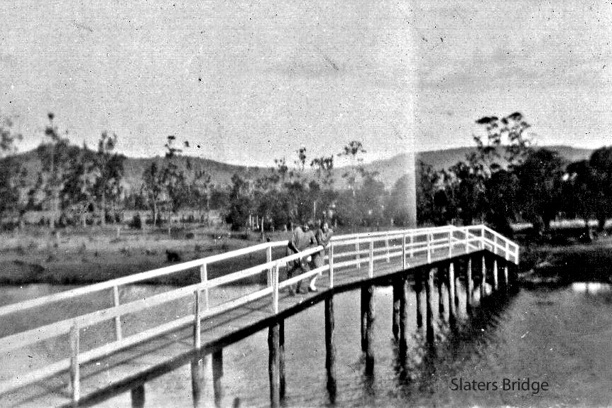 Slater's Bridge, Oak Flats