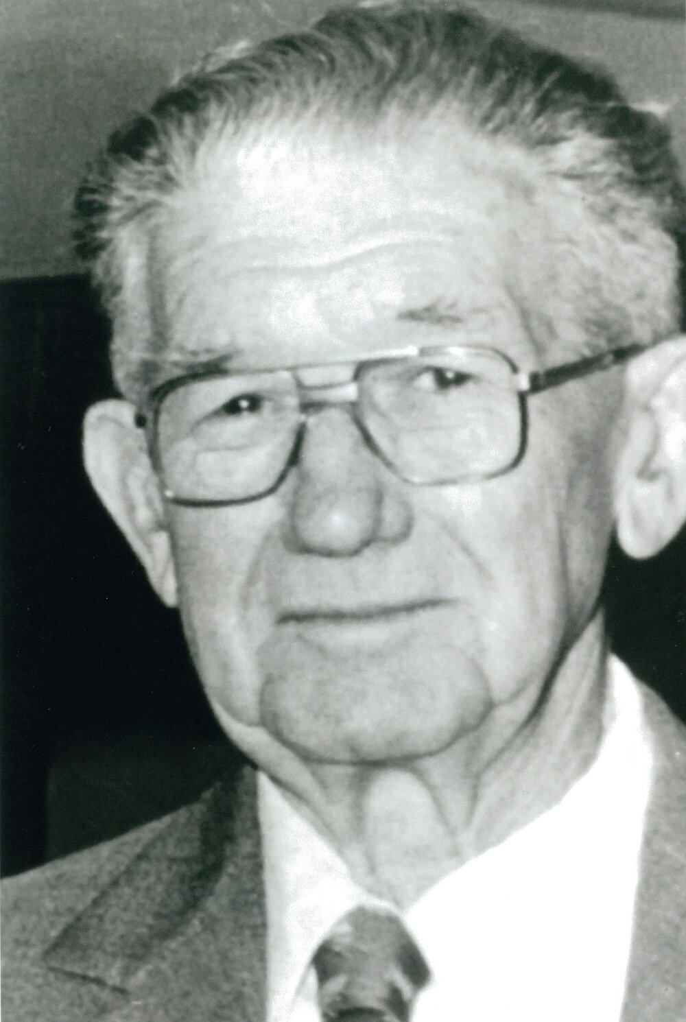 Shellharbour Municipal Mayor Keith Grey 1946-1957, 1959-1960, 1971-1972