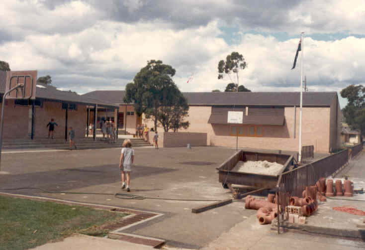 Albion Park Rail Public School