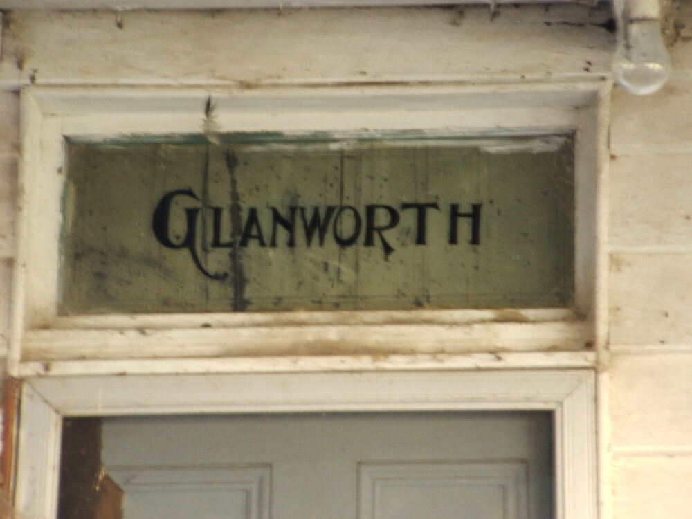 Nameplate of 'Glanworth', Dunmore