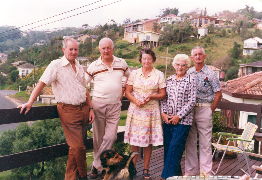 Ray O'Gorman, Arthur Moore (Postmaster), Mrs Moore, Essie and Lew Stubbs