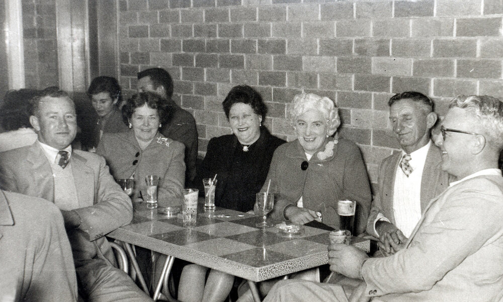 Ray O'Gorman, Mrs Johnson, Thelma O'Gorman, Essie and Lew Stubbs, and Clive Johnson
