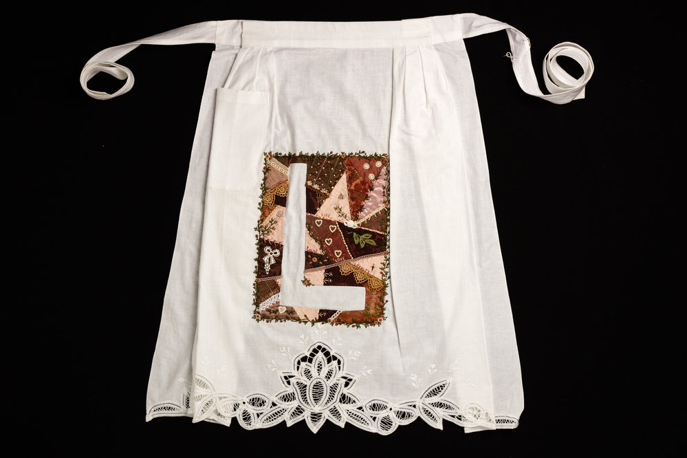 Chisholm's Homes Shaking Down the Miracle - Sleeves &amp; Shirts, Socks &amp; Pockets Travelling Exhibition