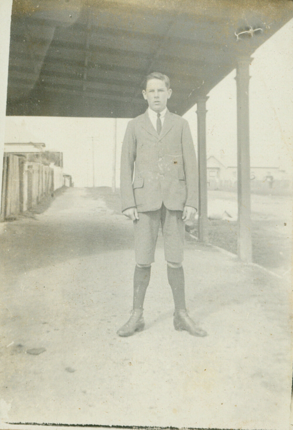 Tom Hazleton