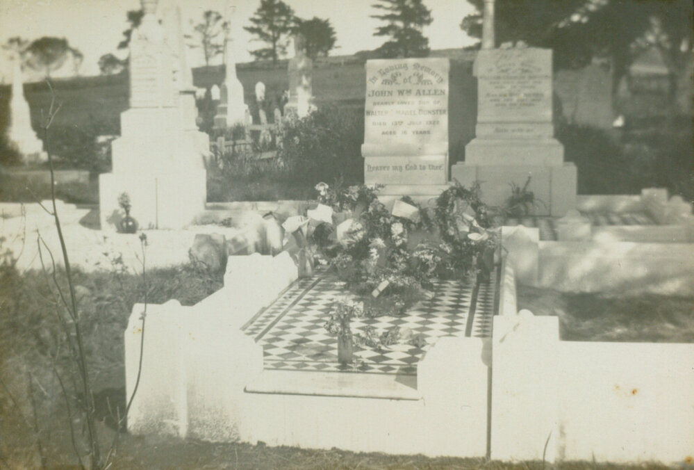 Jack Dunster's Grave