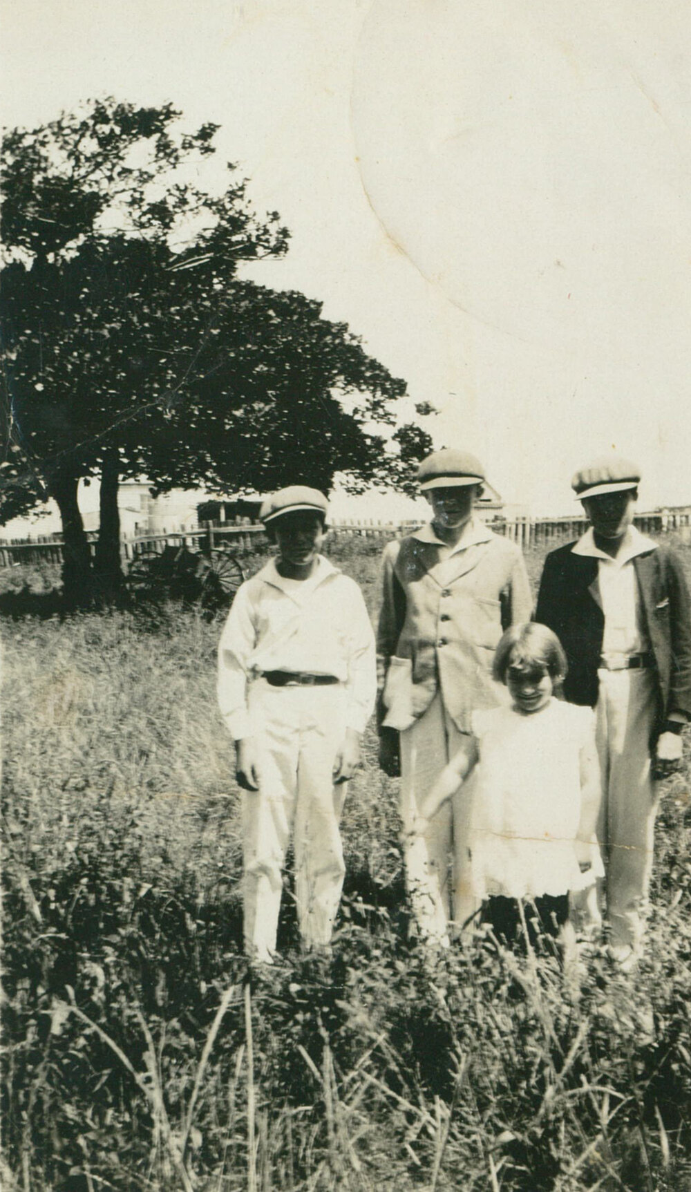 Des, Eric and Nettie Fullerton and Ray Hockey