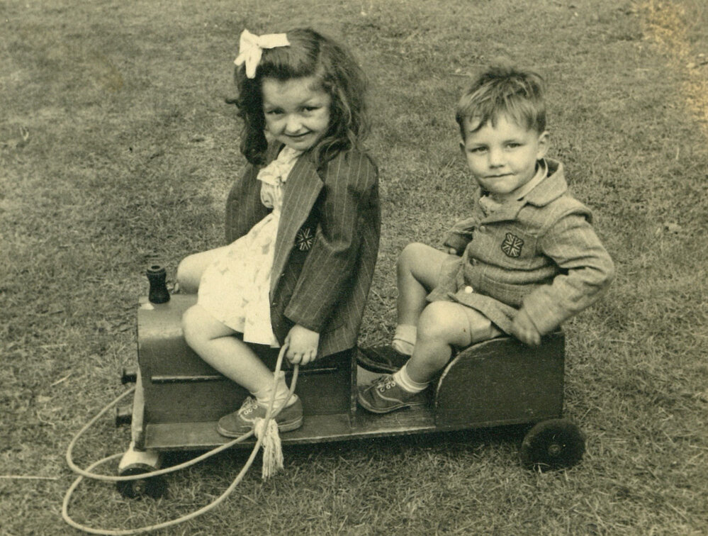 Rosalynne and Tony Boothroyd