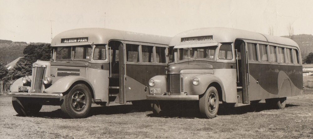 Harris Buses at Albion Park