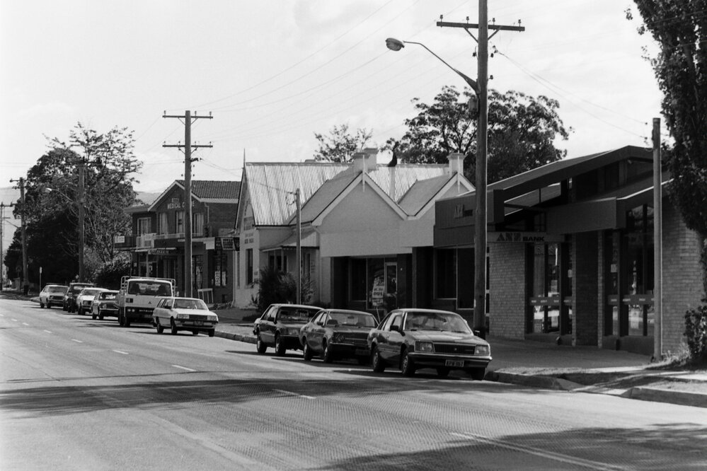 Tongarra Road Shops