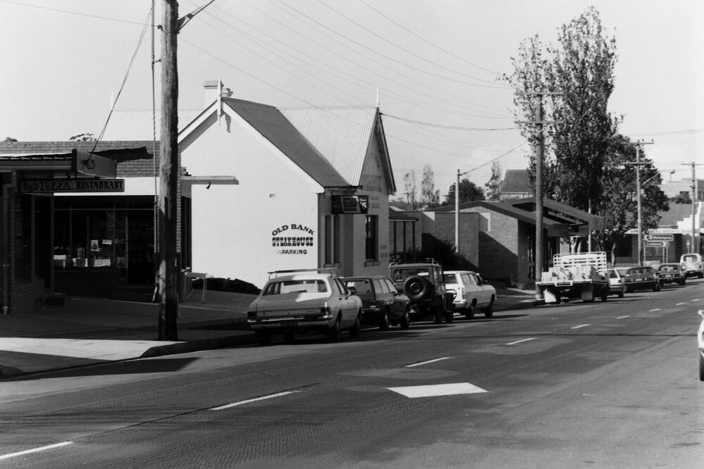 Tongarra Road Shops
