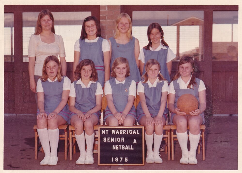 Mt Warrigal Public School Senior A Netball, 1975