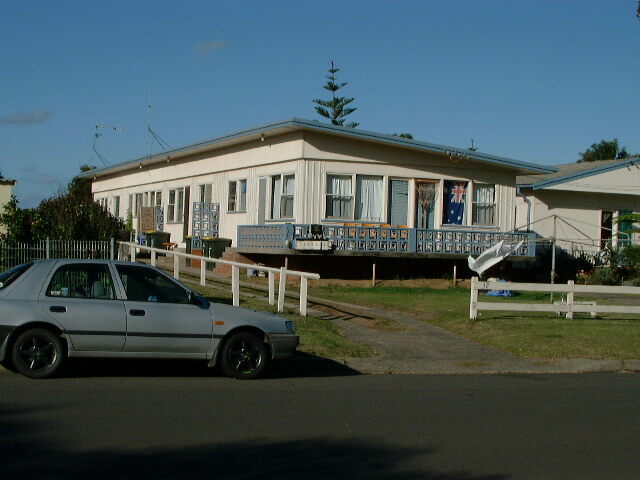 Cottage, Shellharbour