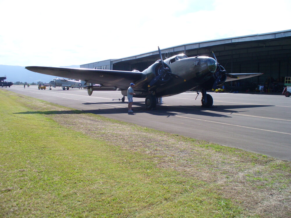 Lockheed Hudson VH KOY with Grumman S-2G Tracker 851