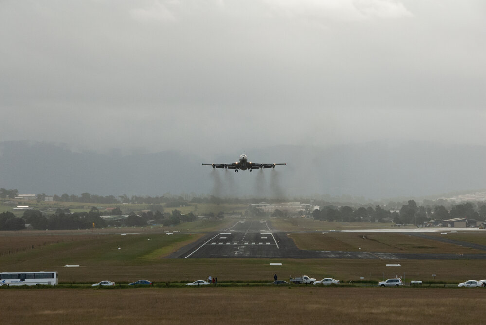 Qantas 707 Flypast