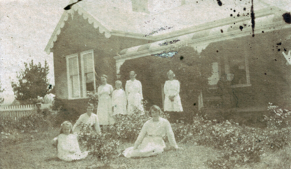 The James Girls at Rosemont Farm