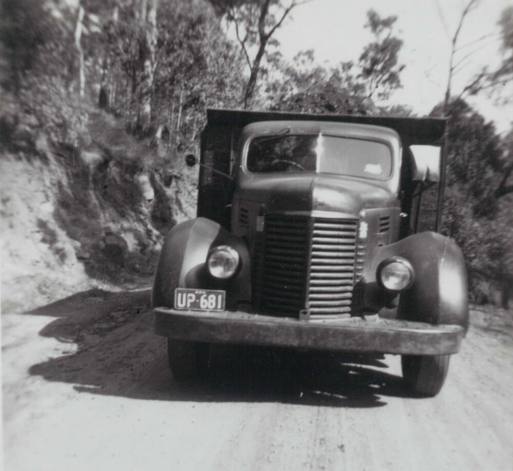 Jim Pearson Hauling Coal from Tongarra Mine