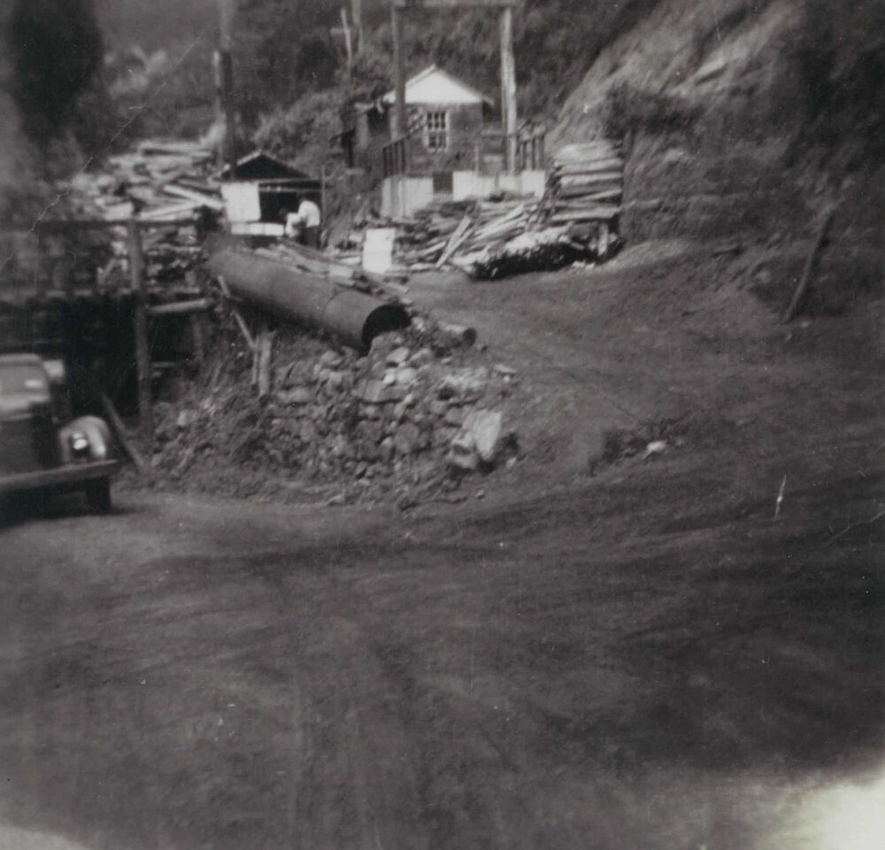 Jim Pearson Hauling Coal from Tongarra Mine
