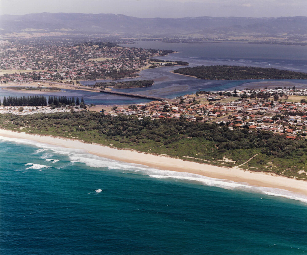 Windang and Lake Illawarra South