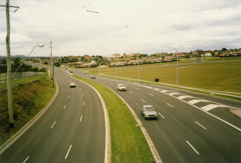 New Lake Entrance Road