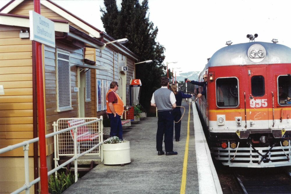 Dunmore (Shellharbour) Railway Station