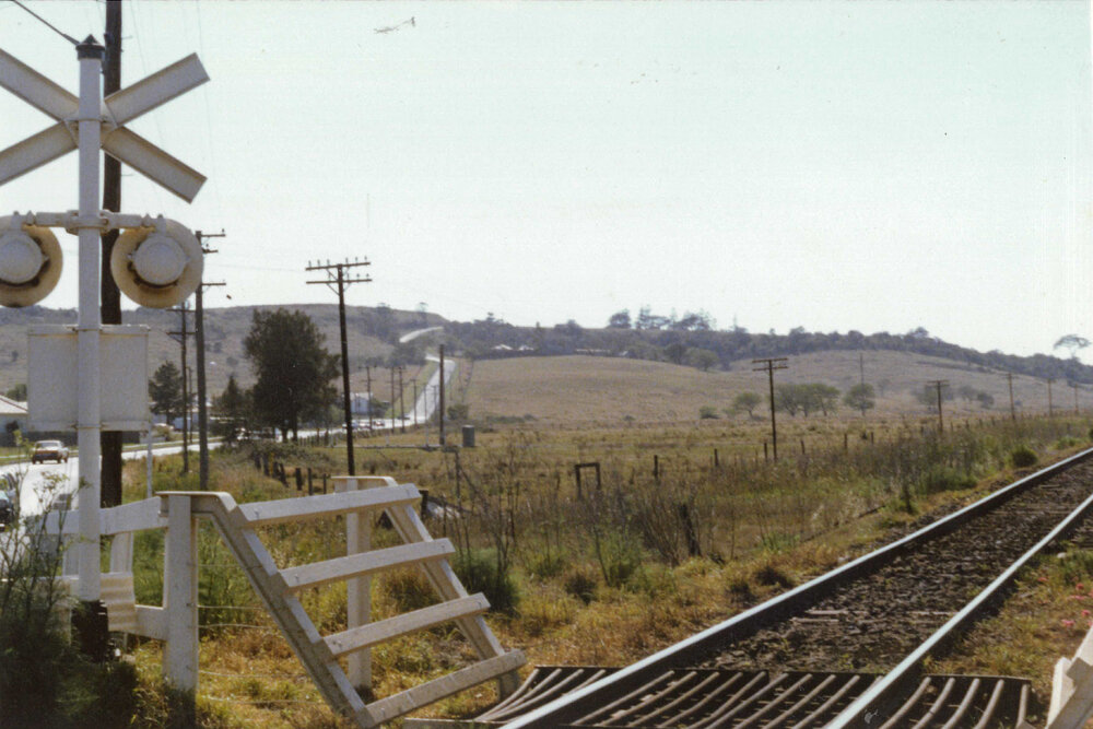 Former Oak Flats Railway Crossing