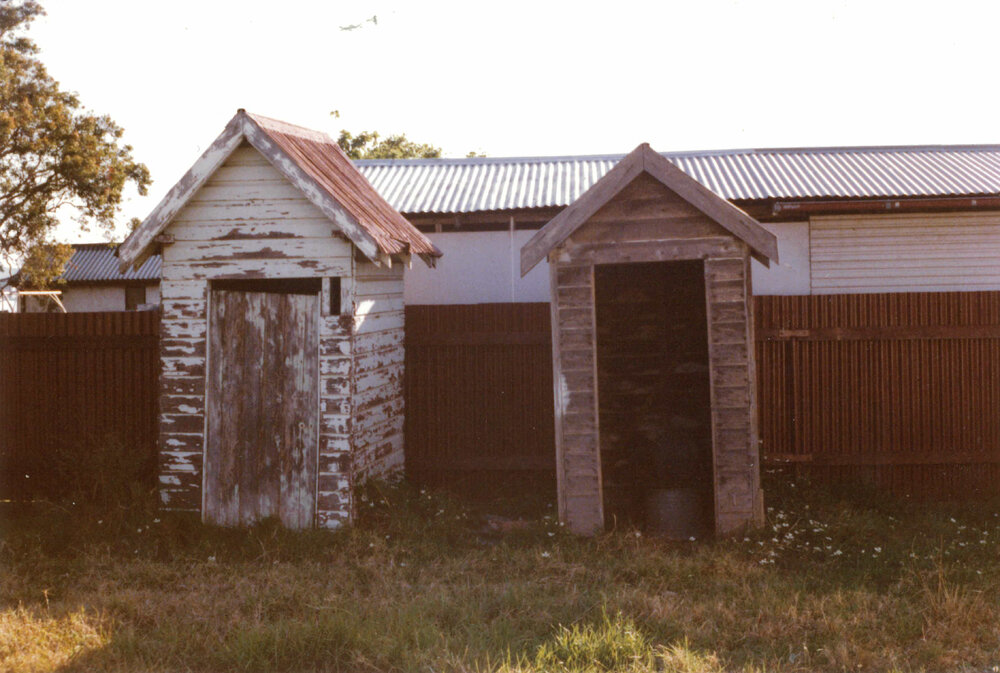 Old Presbyterian Church Toilets, Oak Flats