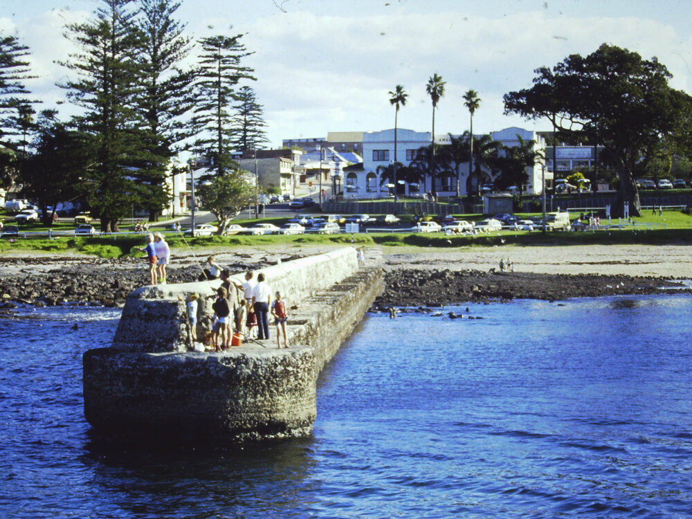 Shellharbour Breakwall and Village