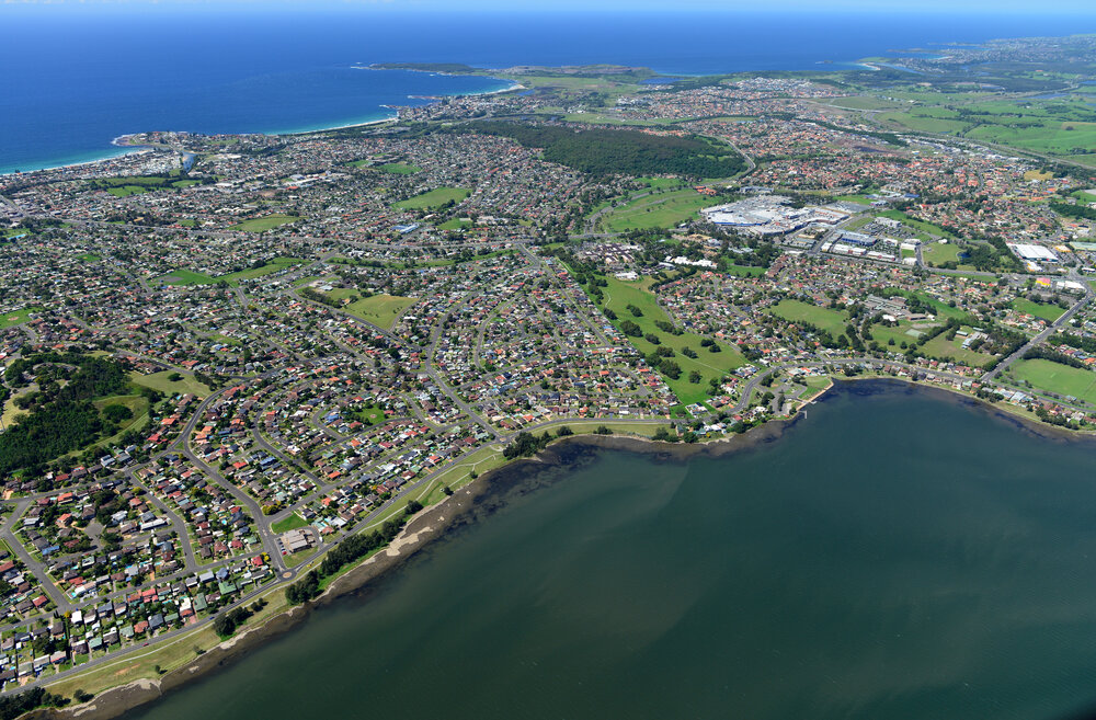 View from Lake Illawarra to Kiama