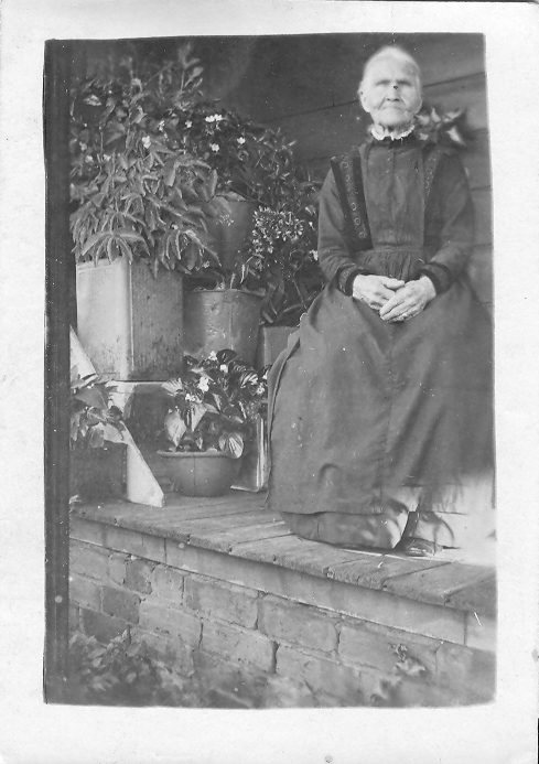 Helen Chisholm (nee Muir)