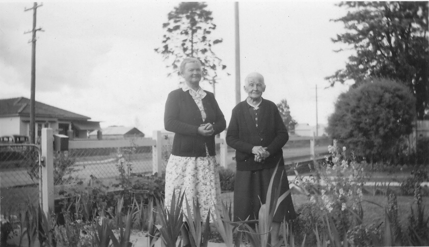 Muiriel Parkinson and Euphemia Couch