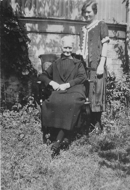 Euphemia Couch and Annie Doreen Couch