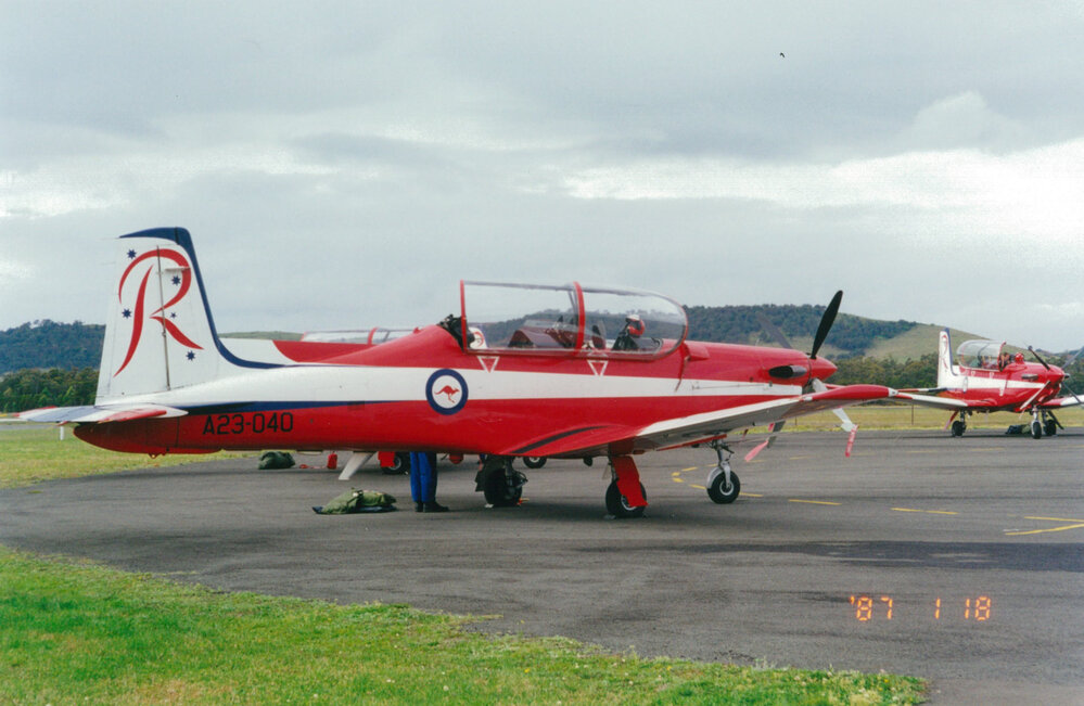 The RAAF Roulettes at Albion Park Aerodrome