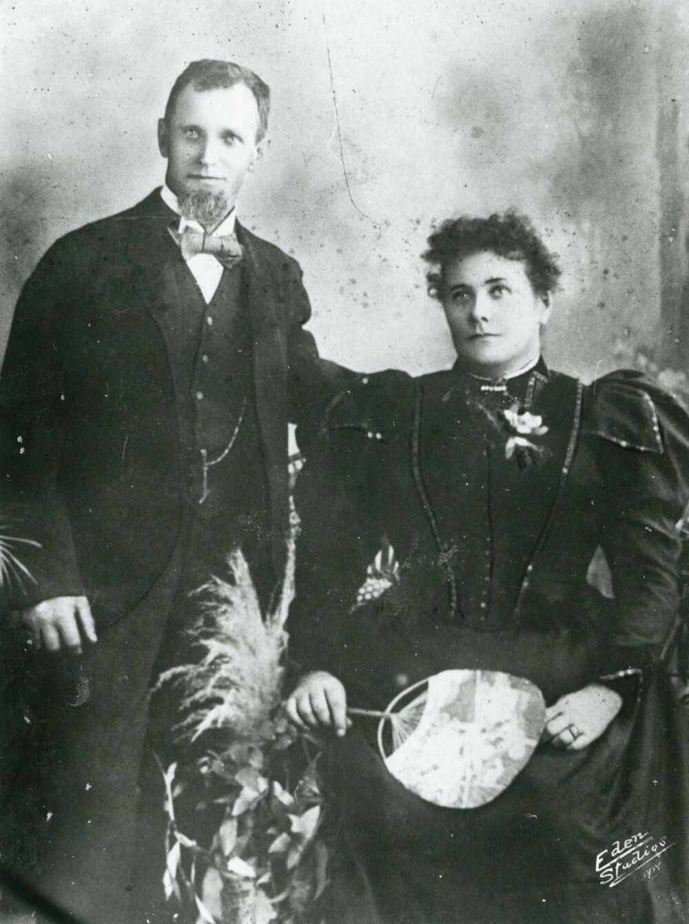 Mr &amp; Mrs WJ Elliott, Wentworth St, Shellharbour