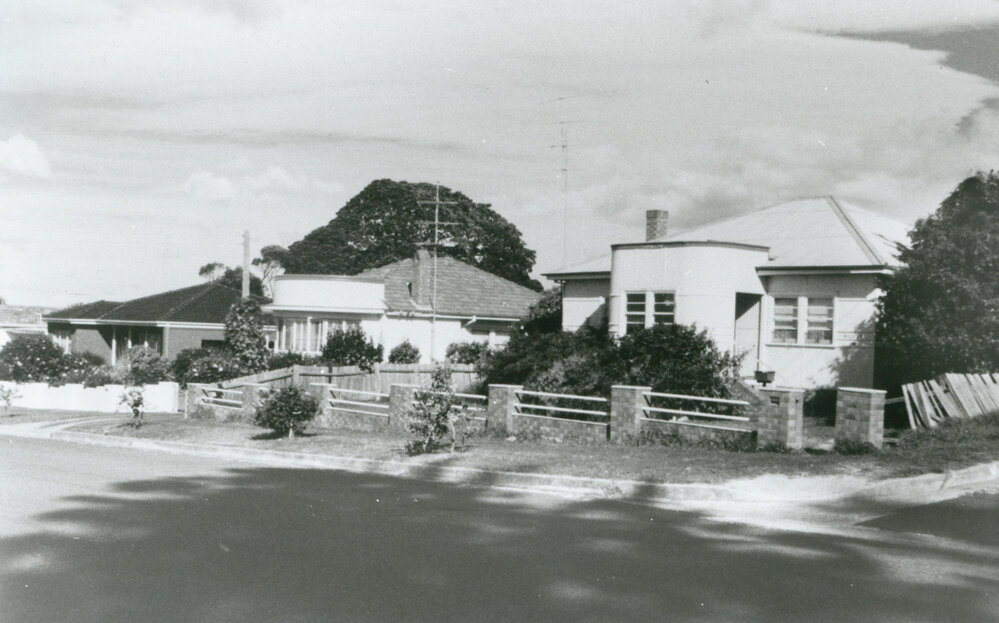 Residences in Shellharbour 1986