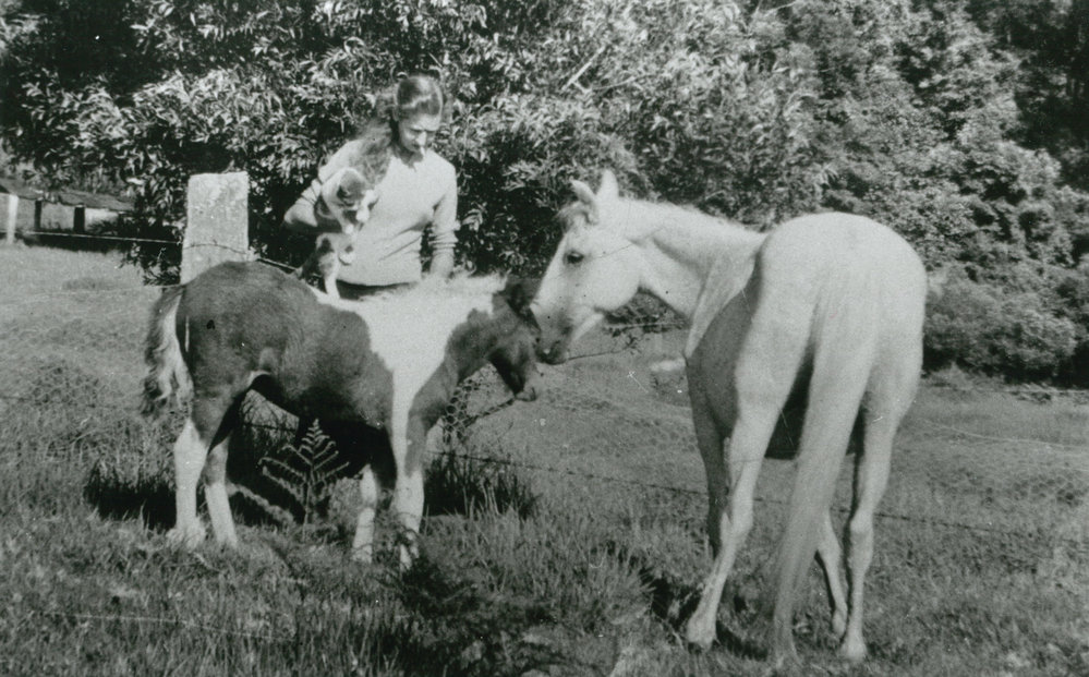 Jean Turner with Ponies, Powder and Puff