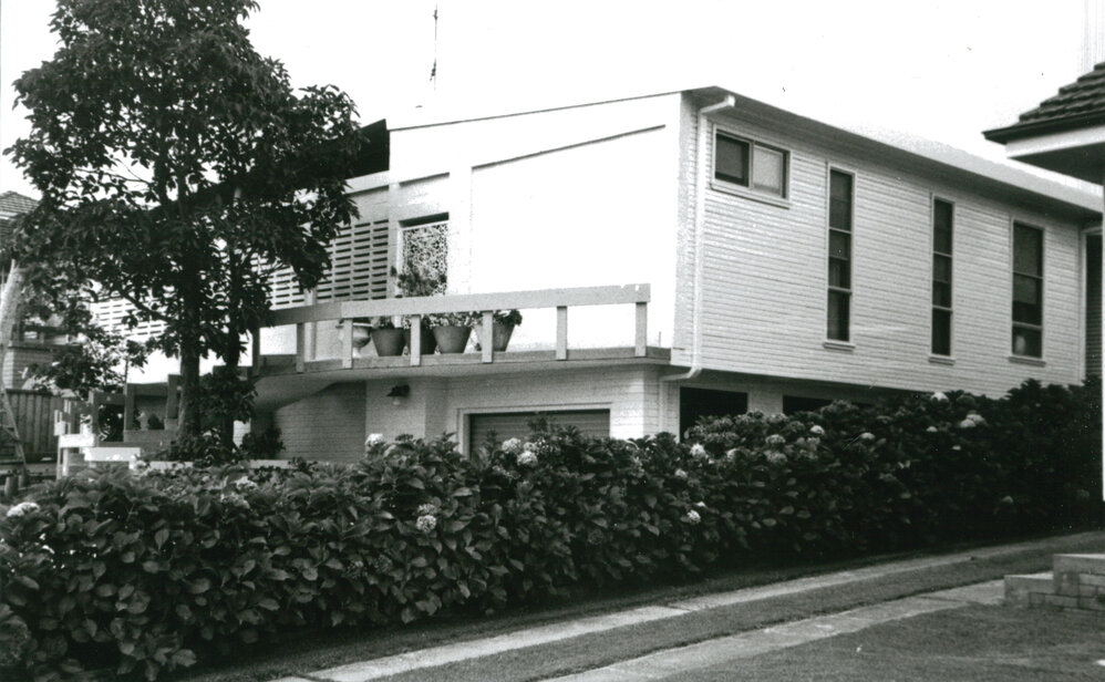 Residence of Jan and Russell East