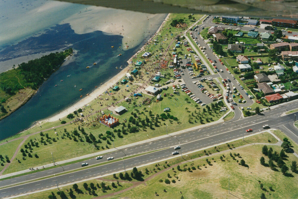 Aerial view of Breakfast by the Lake 1996