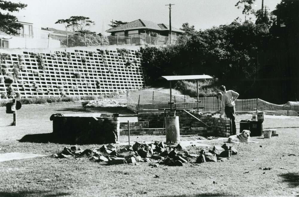 Rotunda construction at Little Park, Shellharbour 1987