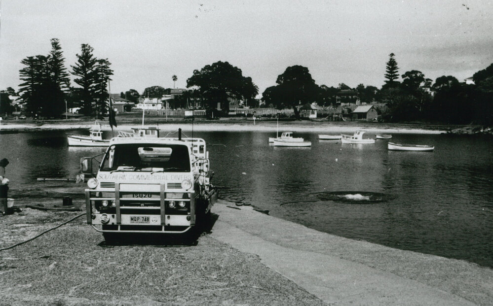 Repairing Shellharbour jetty 1989