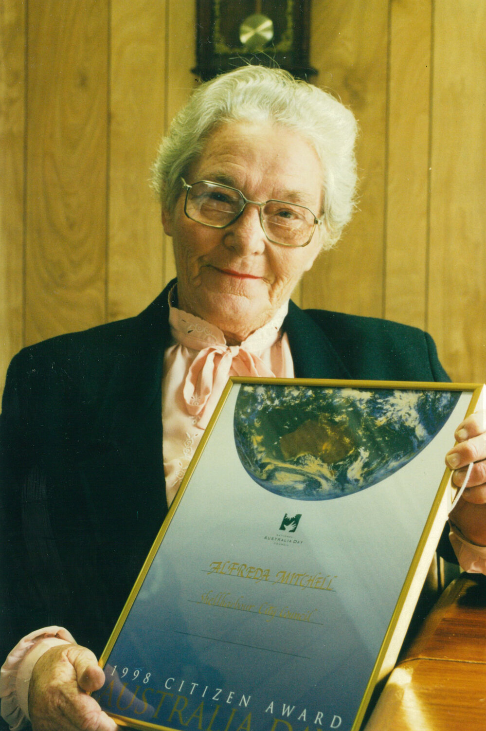 Alfreda Mitchell, Shellharbour Citizen of the Year 1998