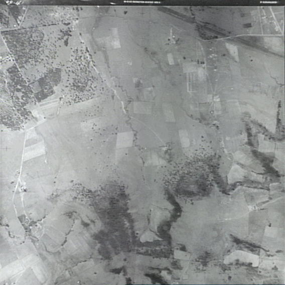 Wentworth Hills to Oak Flats rail crossing and Tongarra Road