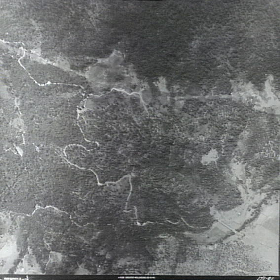 Macquarie Pass, Clover Hill Road and powerlines