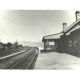 Albion Park Railway Station