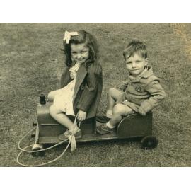 Rosalynne and Tony Boothroyd