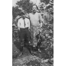 Raymond and Florence Hockey