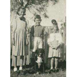 Rakowski Family with Pet Dog