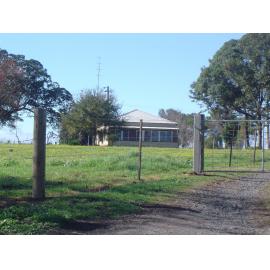 Farm House, Calderwood Road