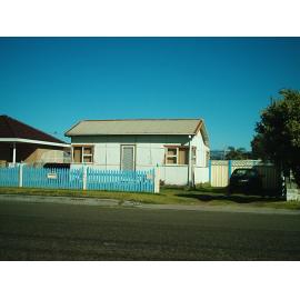 Cottage, Warilla